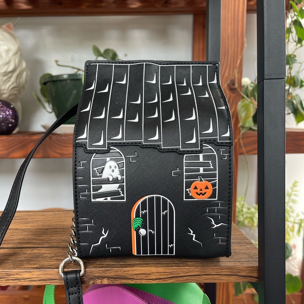 Halloween house mini purse
